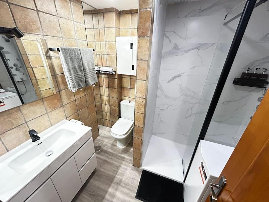Apartamento Amueblado En El Centro De Madrid Dış mekan fotoğraf