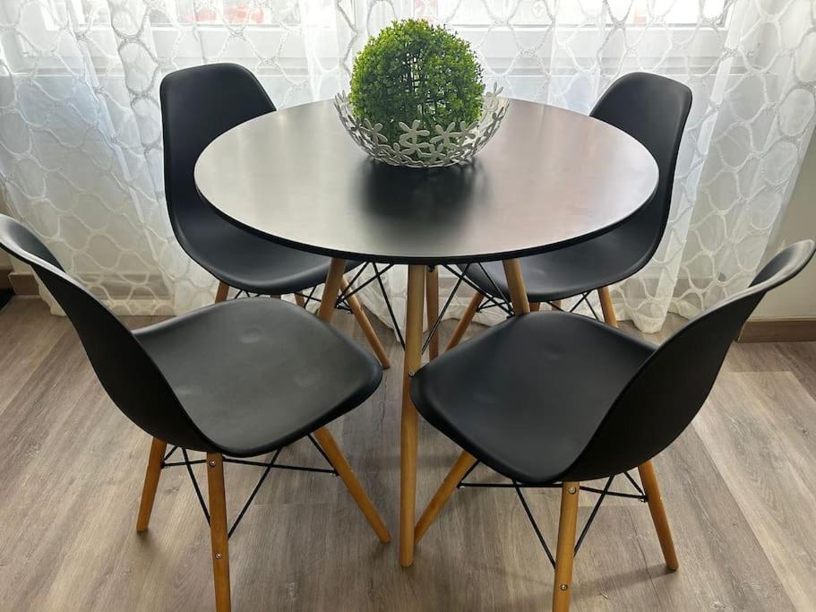 Apartamento Amueblado En El Centro De Madrid Dış mekan fotoğraf