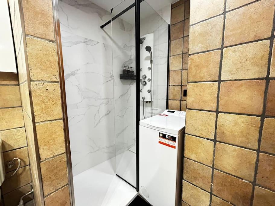 Apartamento Amueblado En El Centro De Madrid Dış mekan fotoğraf
