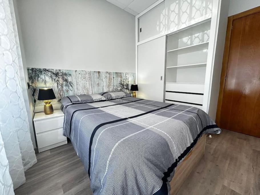 Apartamento Amueblado En El Centro De Madrid Dış mekan fotoğraf