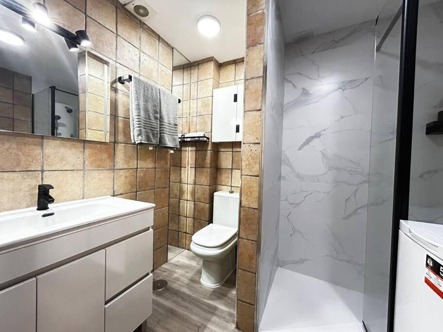 Apartamento Amueblado En El Centro De Madrid Dış mekan fotoğraf
